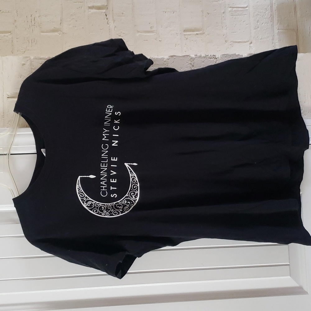 Stevie Nick's black tshirt